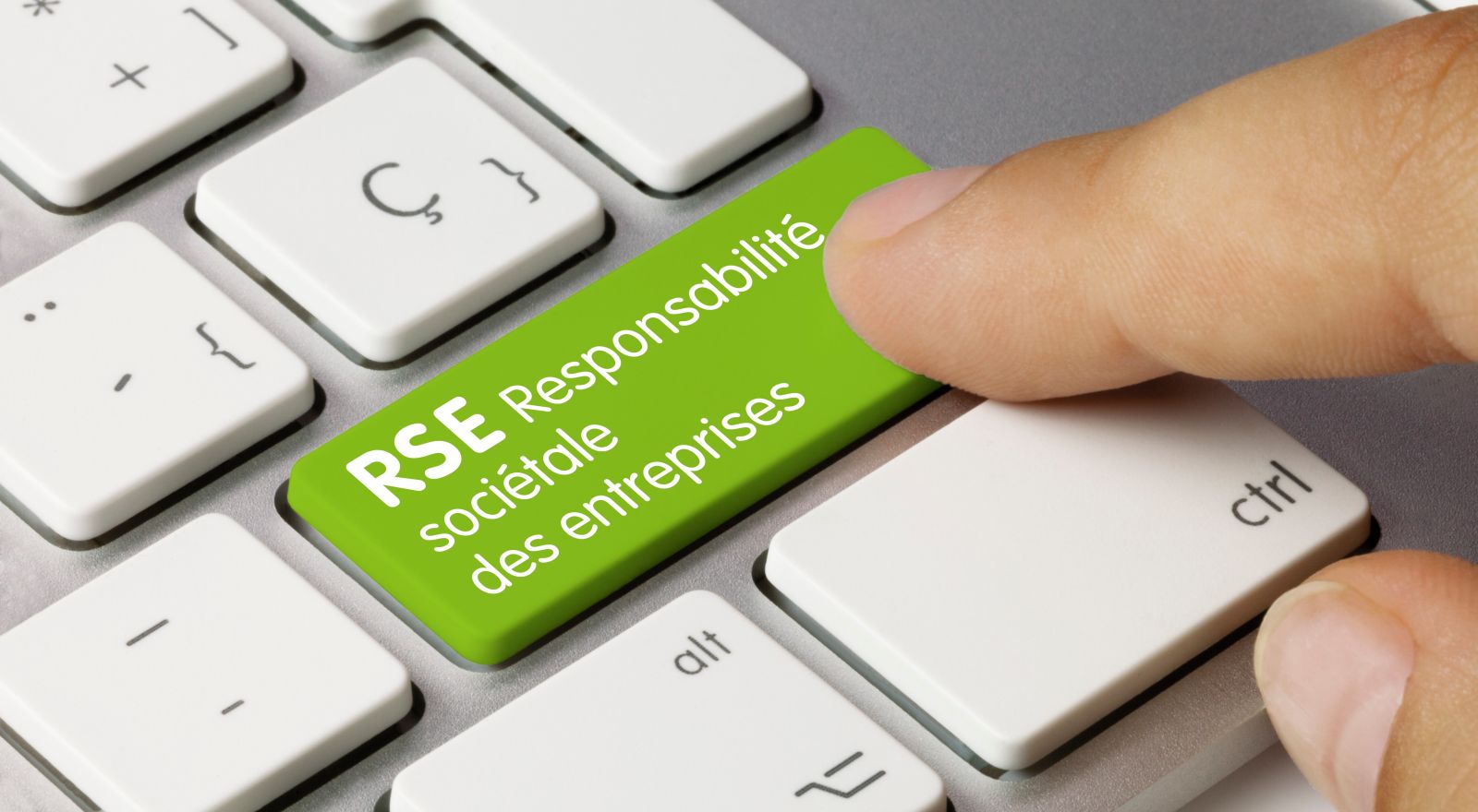 © AdobeStock - Momius Touche de clavier affichant RSE