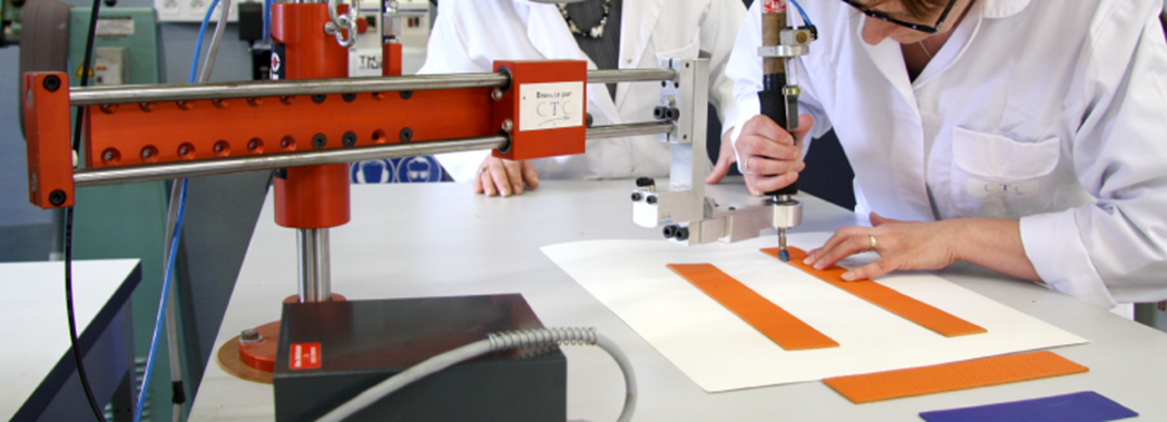 Poste d'assistance au filetage conçu par CTC