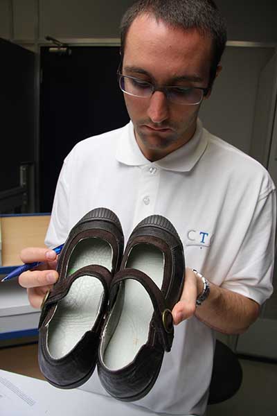 © CTC Contrôle qualité chaussure Contrôle qualité chaussure